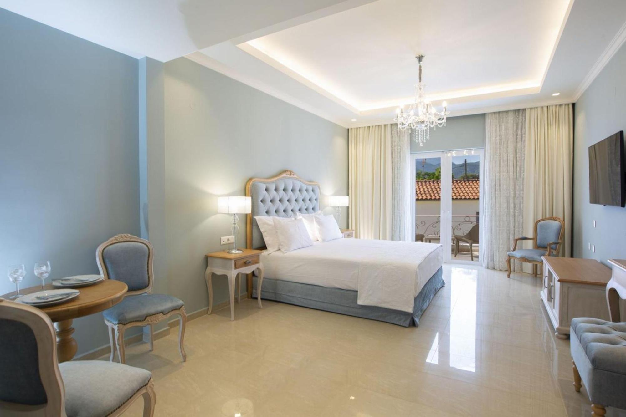 Vk Luxury Suites - Private Parking - Adults Only Нідрі Екстер'єр фото